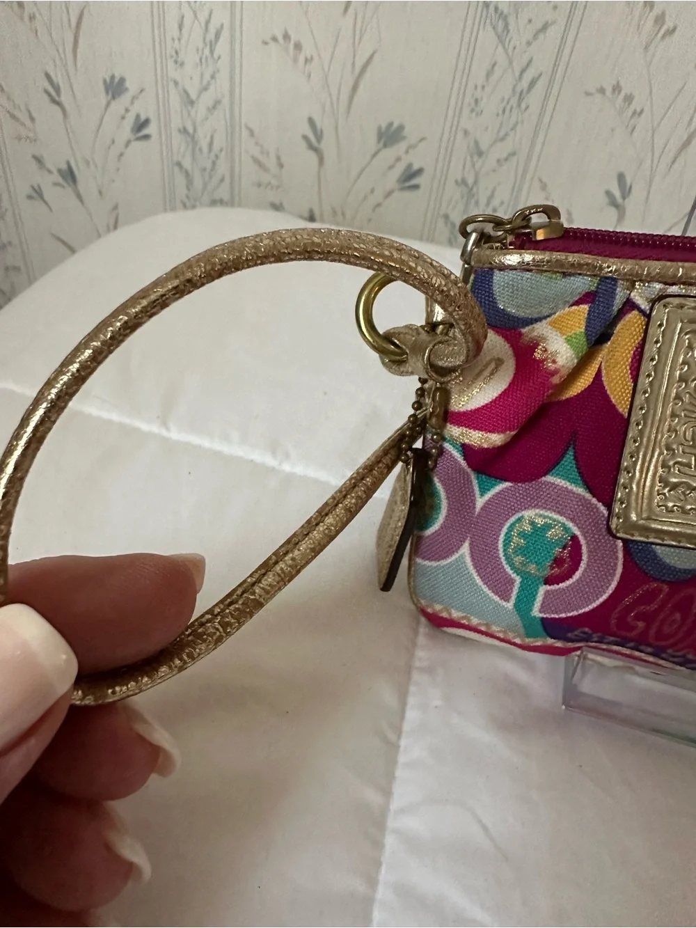 Coach Poppy Pop Art Wristlet